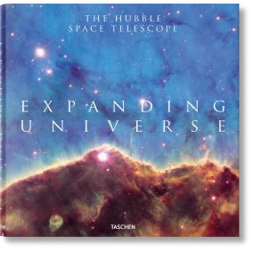 Expanding Universe. The Hubble Space Telescope