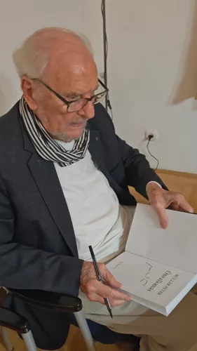 Müller Péter: Önvallomás Müller Péter által aláírt példány