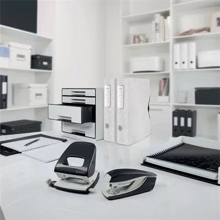 Spirálfüzet, A5, vonalas, 80 lap, LEITZ "Wow", fekete