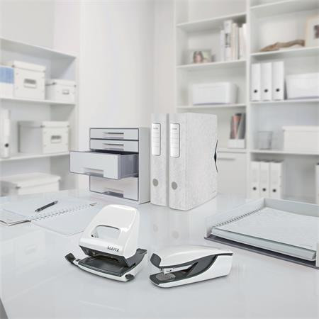 Spirálfüzet, A5, kockás, 80 lap, LEITZ "Wow", fehér