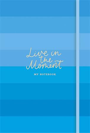 Jegyzetfüzet, A5, vonalas, sima, pontrácsos, 96 lap, keményfedeles, SHKOLYARYK "Live in the moment", vegyes minta