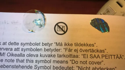 Hologram matrica Valid/Authentic 20 mm átmérőjű kör